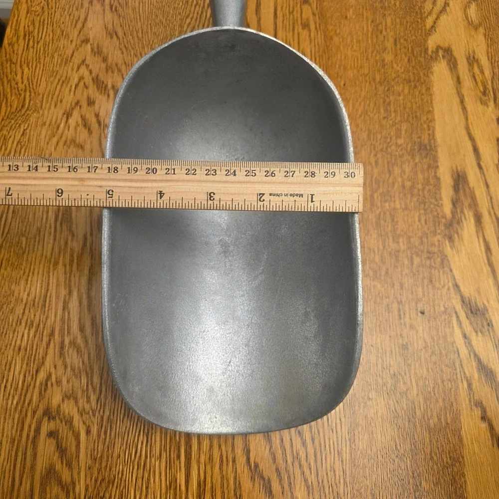 Vintage Oversized Cast Aluminum Utility Scoop Sz‎ 2 Silver Grain Ice Flour 8